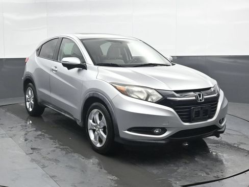 Used 2016 Honda HR-V EX image 5