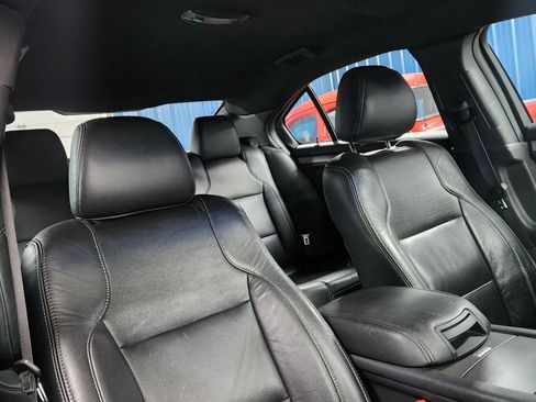 Used 2014 Ford Taurus SEL image 15