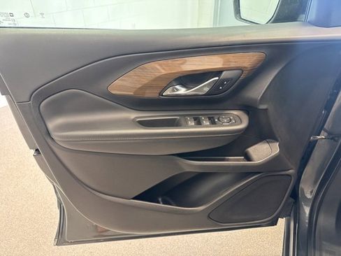 Used 2019 GMC Terrain SLE w/ Driver Convenience Package image 16