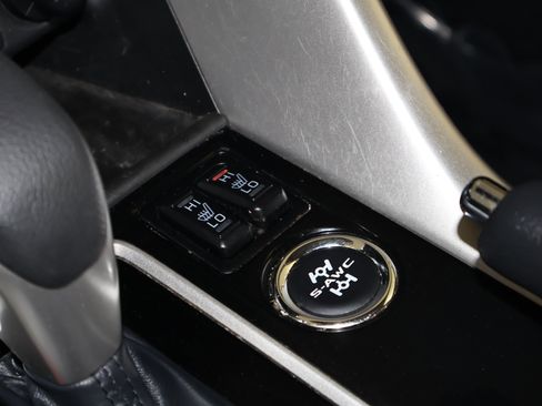 Used 2023 Mitsubishi Eclipse Cross LE image 30