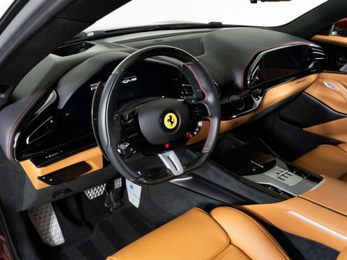 Used 2025 Ferrari Purosangue AWD/4WD image 4