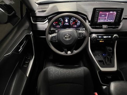 Used 2021 Toyota RAV4 XLE image 18