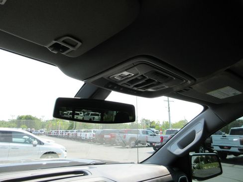 Used 2021 GMC Sierra 1500 Denali AWD/4WD image 36