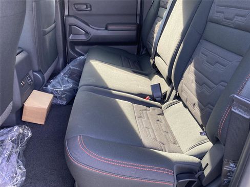 New 2026 Nissan Frontier PRO-4X w/ Pro-4x Convenience Package image 30