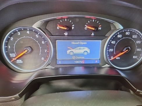 Used 2025 Chevrolet Blazer LT image 8