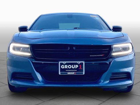 Used 2020 Dodge Charger SXT w/ Blacktop Package RWD image 4