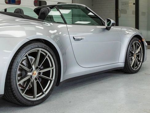 Used 2021 Porsche 911 Carrera image 36