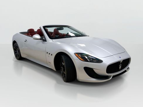 Used 2016 Maserati GranTurismo Sport RWD image 7