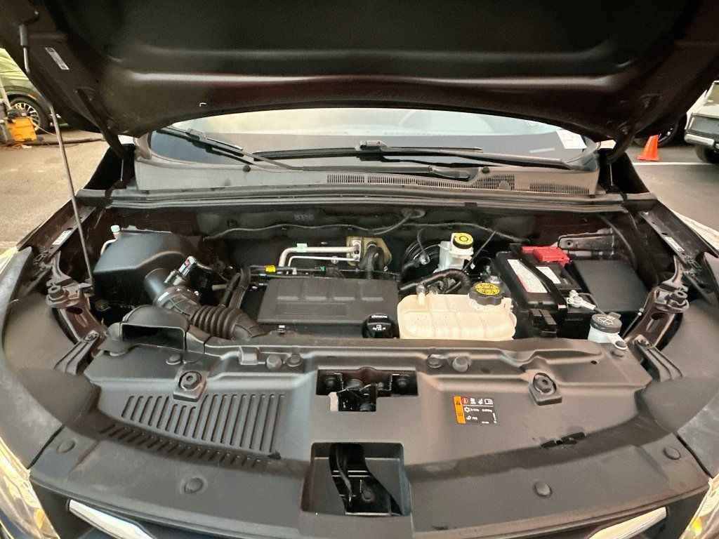 Used 2020 Chevrolet Trax Premier FWD image 27