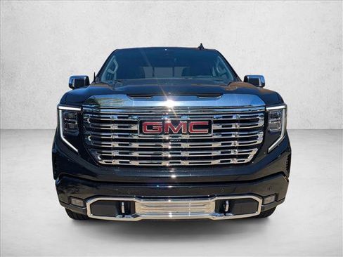 Used 2024 GMC Sierra 1500 Denali w/ Denali Reserve Package AWD/4WD image 2