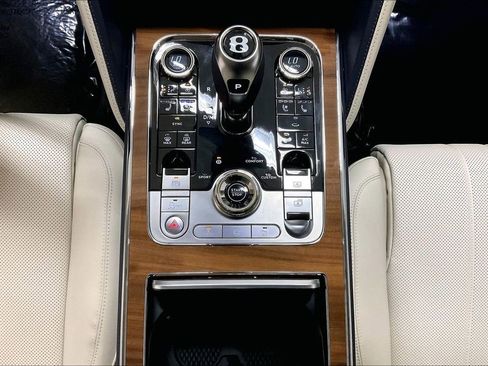New 2026 Bentley Flying Spur Plug-In Hybrid AWD/4WD image 12