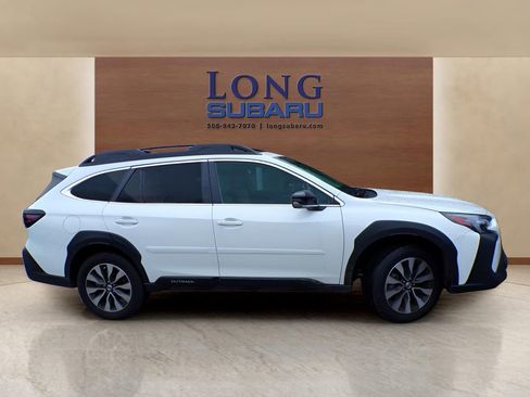 Used 2025 Subaru Outback Limited AWD/4WD image 5