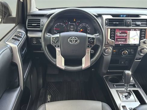 Used 2023 Toyota 4Runner SR5 Premium w/ Moonroof Package AWD/4WD image 18