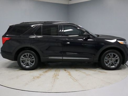 Certified 2024 Ford Explorer XLT w/ Equipment Group 202A AWD/4WD image 12