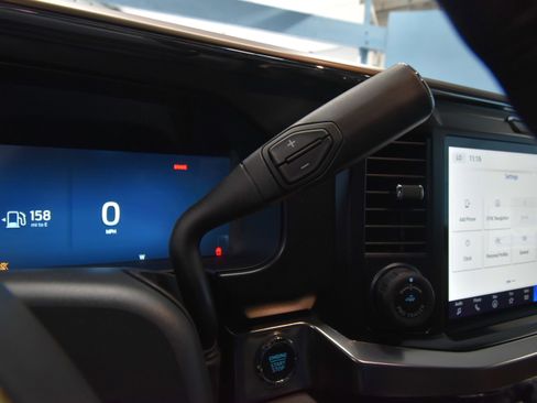 New 2026 Ford F250 4x4 Crew Cab Super Duty image 14