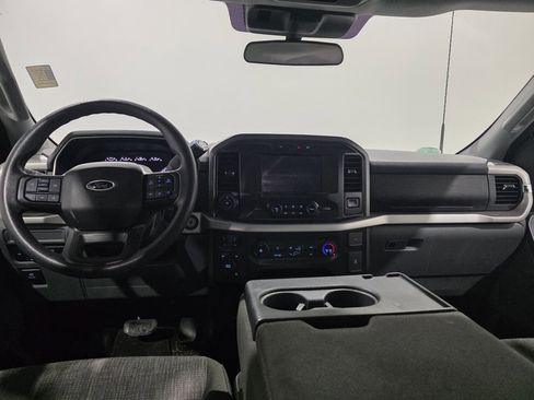 Used 2022 Ford F150 XLT w/ Trailer Tow Package image 11