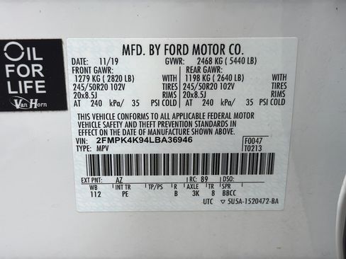 Used 2020 Ford Edge Titanium w/ Equipment Group 301A AWD/4WD image 27