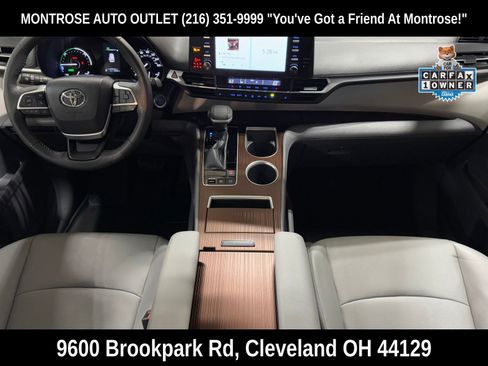 Used 2023 Toyota Sienna XLE image 36