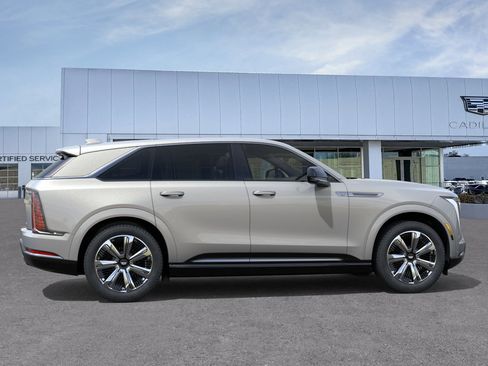 New 2025 Cadillac Escalade IQ Luxury 2 AWD/4WD image 7