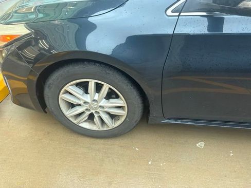 Used 2015 Toyota Avalon XLE FWD image 9