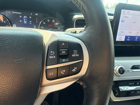 Used 2023 Ford Explorer XLT w/ Equipment Group 202A AWD/4WD image 21