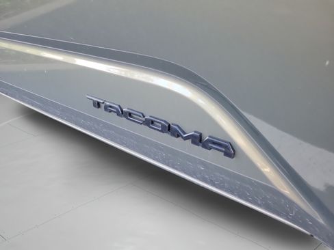 Used 2025 Toyota Tacoma TRD Sport RWD image 15