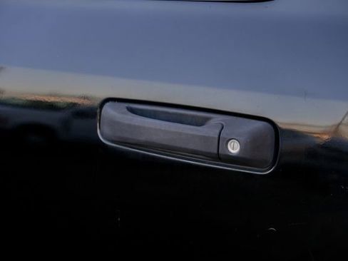 Used 2013 RAM 1500 Express image 15