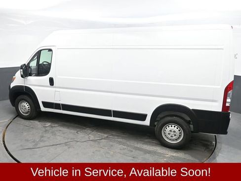 Used 2025 RAM ProMaster 2500 w/ Convenience Group image 25