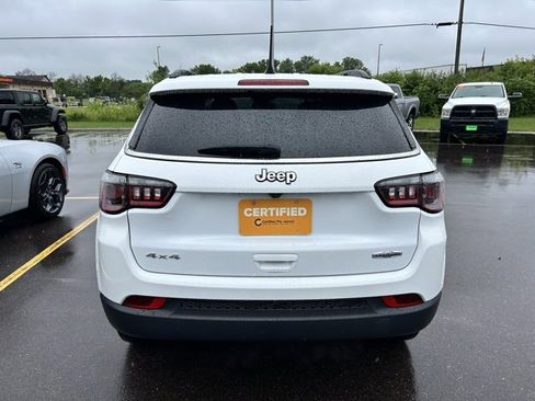 Certified 2024 Jeep Compass Latitude image 4