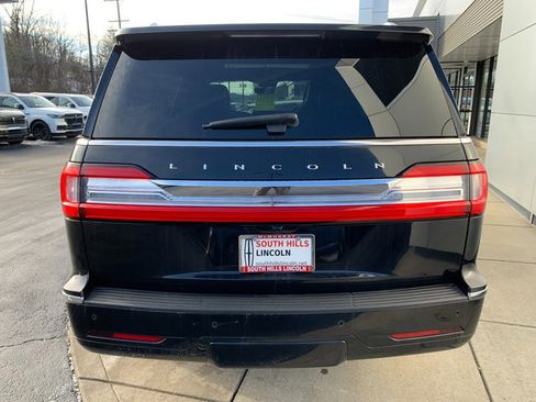 Used 2019 Lincoln Navigator Reserve w/ Cargo Package image 4