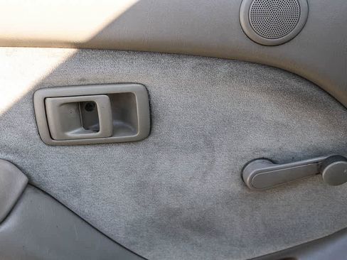 Used 2002 Toyota Tacoma 2WD Xtracab image 17