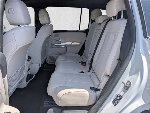 Certified 2024 Mercedes-Benz EQB 300 4MATIC image 20