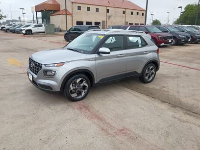 Used 2025 Hyundai Venue SEL