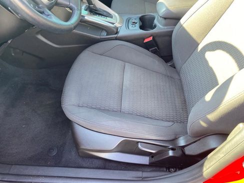 Used 2012 Ford Focus SEL w/ SEL/Titanium Winter Pkg FWD image 11