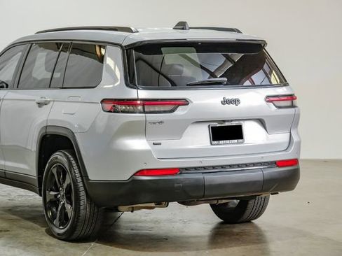 Used 2021 Jeep Grand Cherokee L Altitude image 17