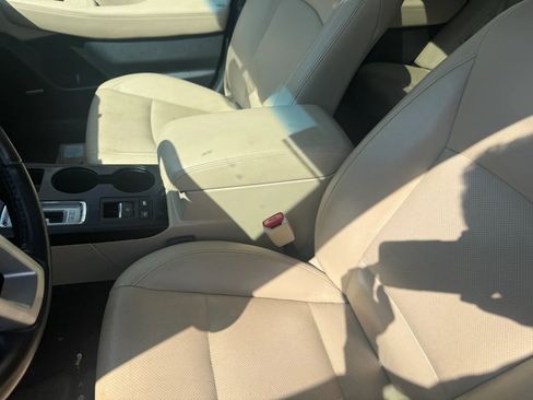 Used 2016 Subaru Outback 2.5i Limited AWD/4WD image 14