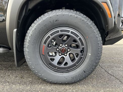 New 2026 Nissan Frontier PRO-4X image 10