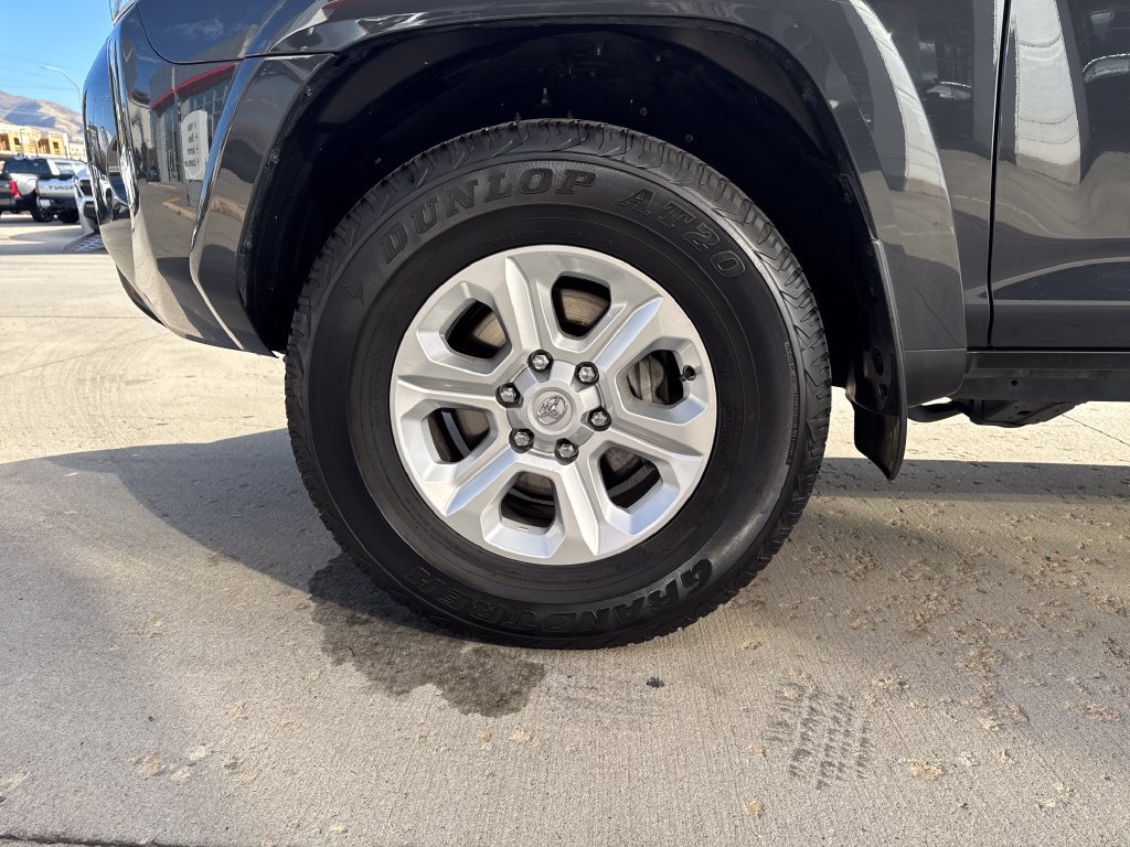 Certified 2024 Toyota 4Runner SR5 Premium w/ SR5 Premium Package AWD/4WD image 27