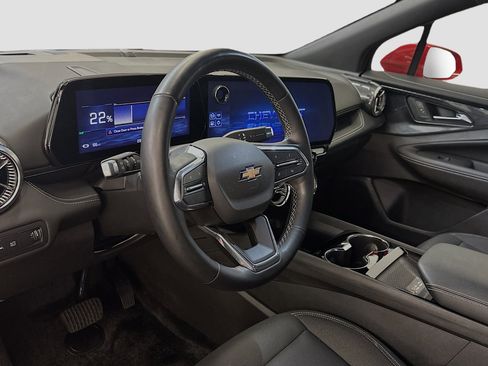 Used 2024 Chevrolet Blazer EV LT AWD/4WD image 18