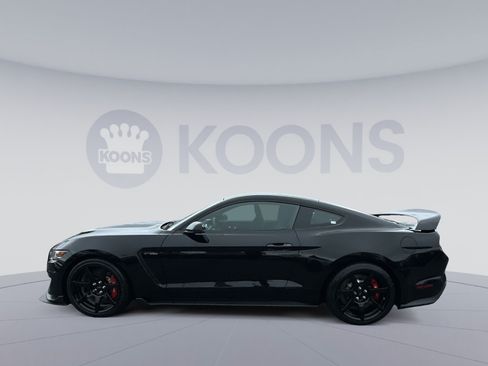 Used 2018 Ford Mustang Shelby GT350R w/ GT350R Equipment Group 920A RWD image 7