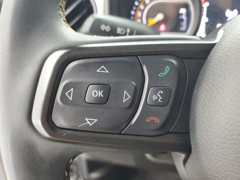 Used 2024 Jeep Gladiator Sport AWD/4WD image 21