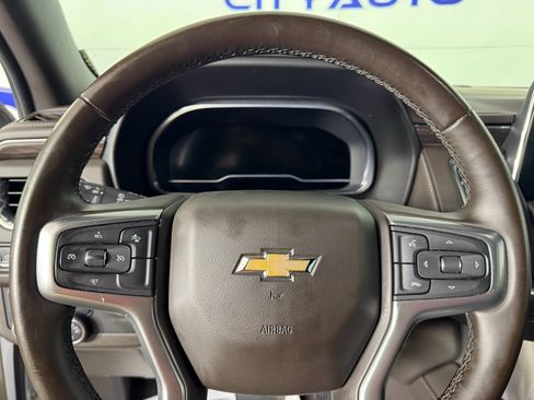 Used 2023 Chevrolet Suburban LT image 21