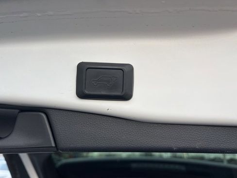 Certified 2019 Toyota RAV4 XLE image 36