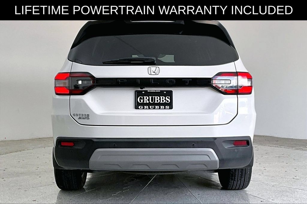 Used 2025 Honda Pilot EX-L image 5