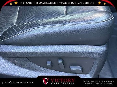 Used 2020 Chevrolet Suburban Premier w/ Premier 6.2L Value Package image 22