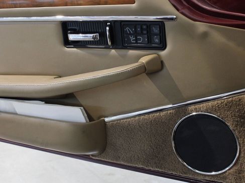 Used 1995 Jaguar XJS 4.0 Convertible RWD image 38