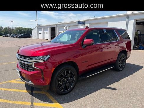 Used 2021 Chevrolet Tahoe LT w/ LT Signature Package AWD/4WD image 4
