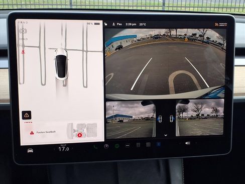 Used 2023 Tesla Model 3 Standard Range image 14