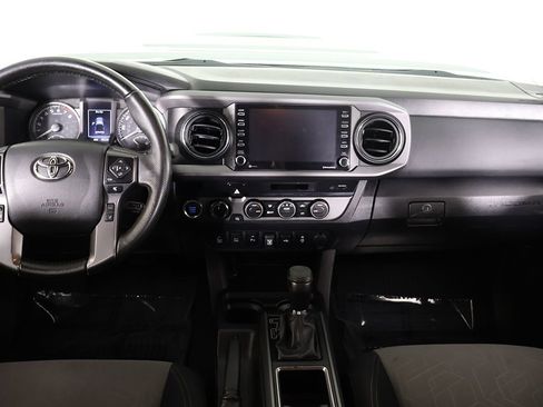 Used 2022 Toyota Tacoma TRD Sport w/ Technology Package image 33