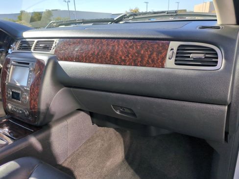 Used 2012 GMC Sierra 2500 Denali w/ Suspension Package, Off-Road image 29